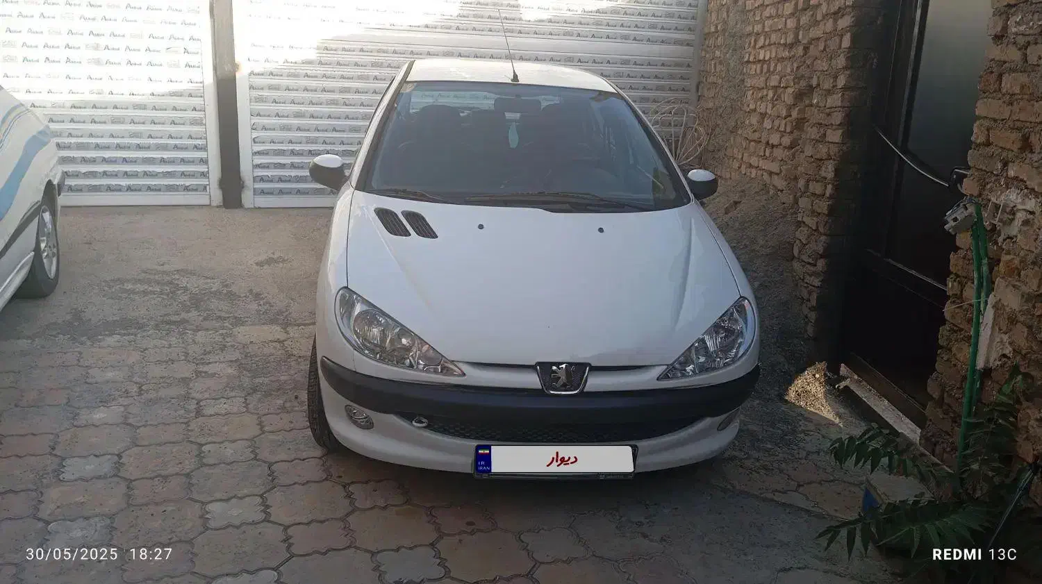 پژو 206 تیپ 5 - 1396