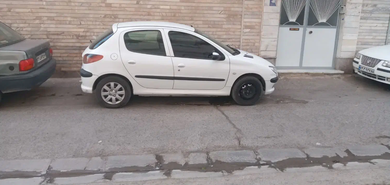 پژو 206 تیپ 5 - 1396