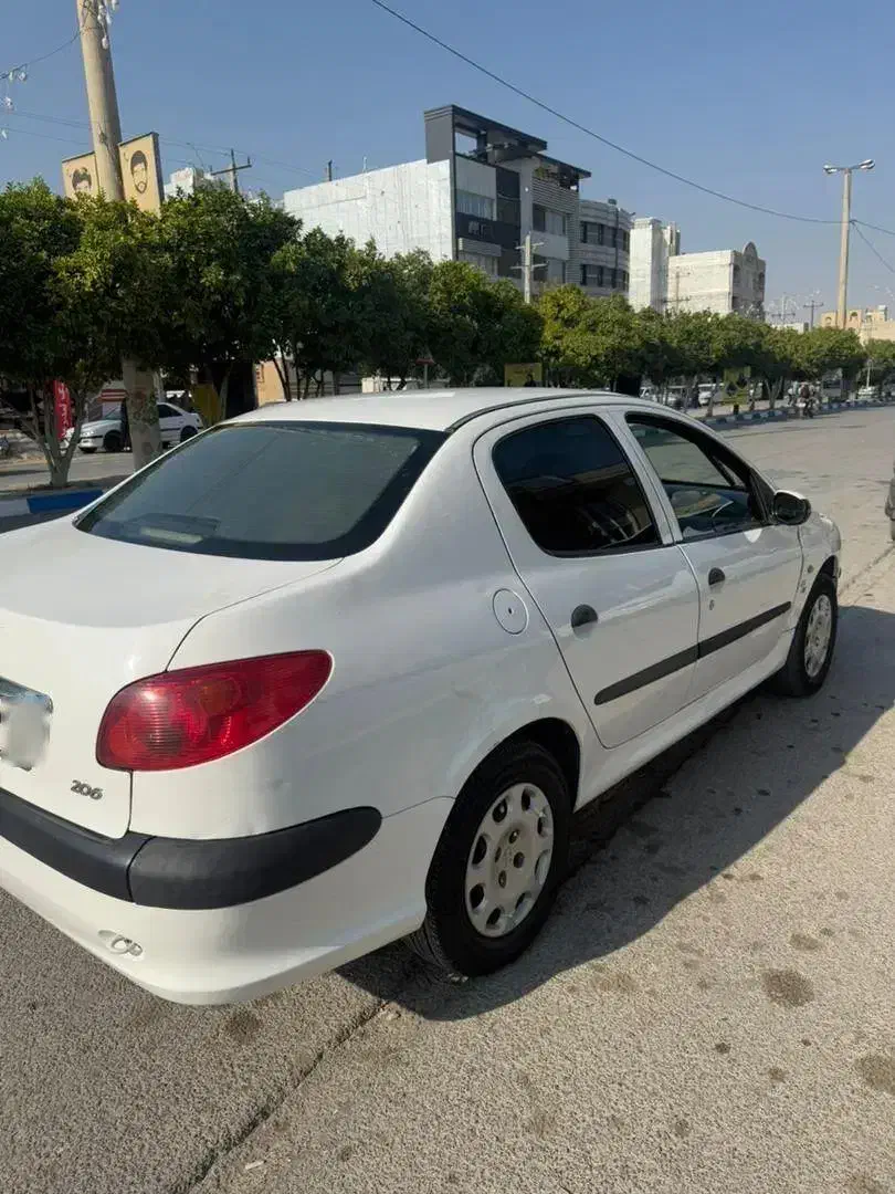 پژو ۲۰۶ صندوق دار v8 - 1390