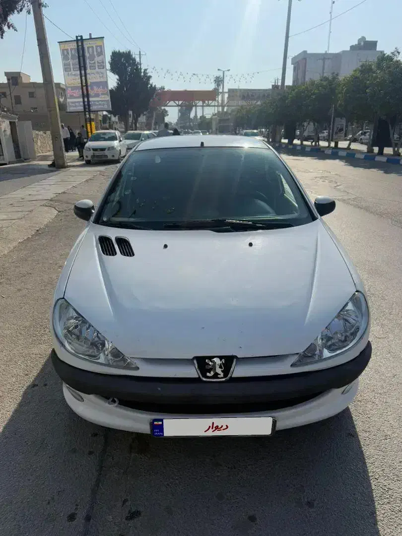 پژو ۲۰۶ صندوق دار v8 - 1390