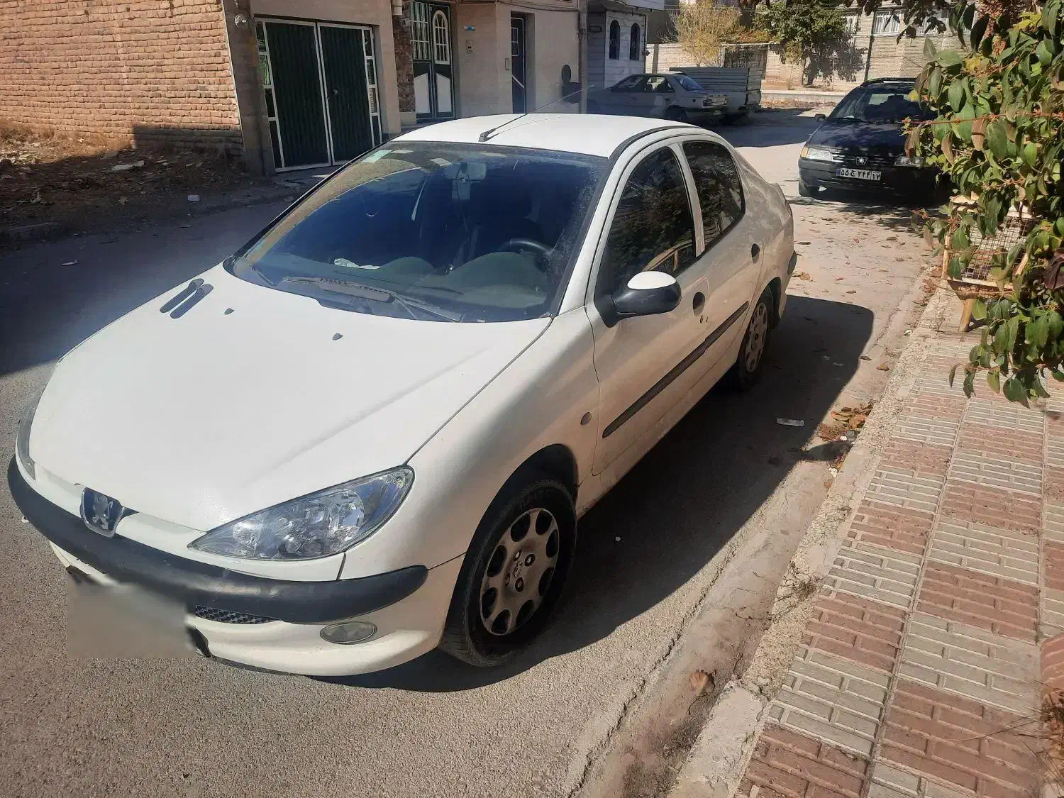 پژو ۲۰۶ صندوق دار v8 - 1390