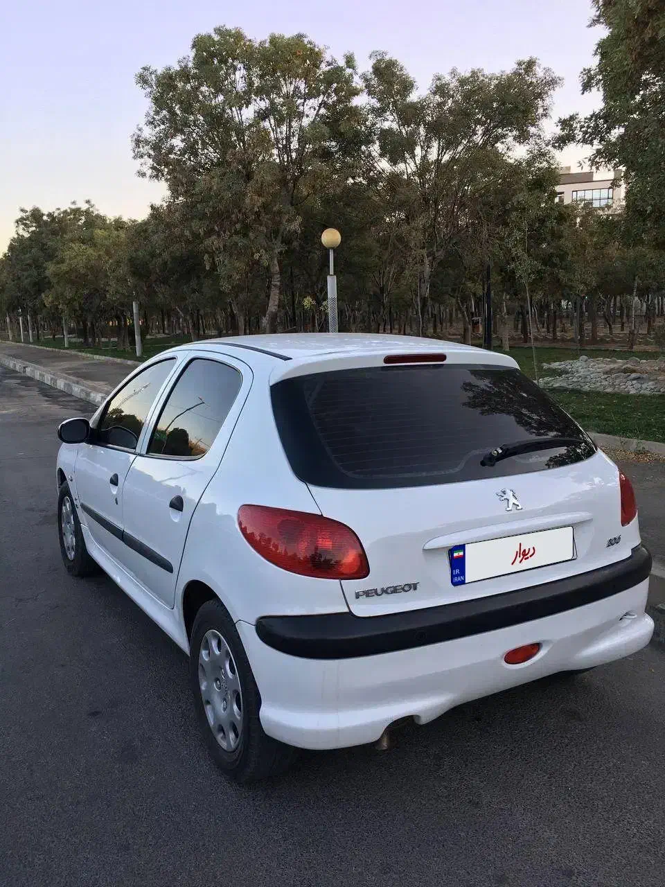 پژو 206 تیپ 5 - 1396