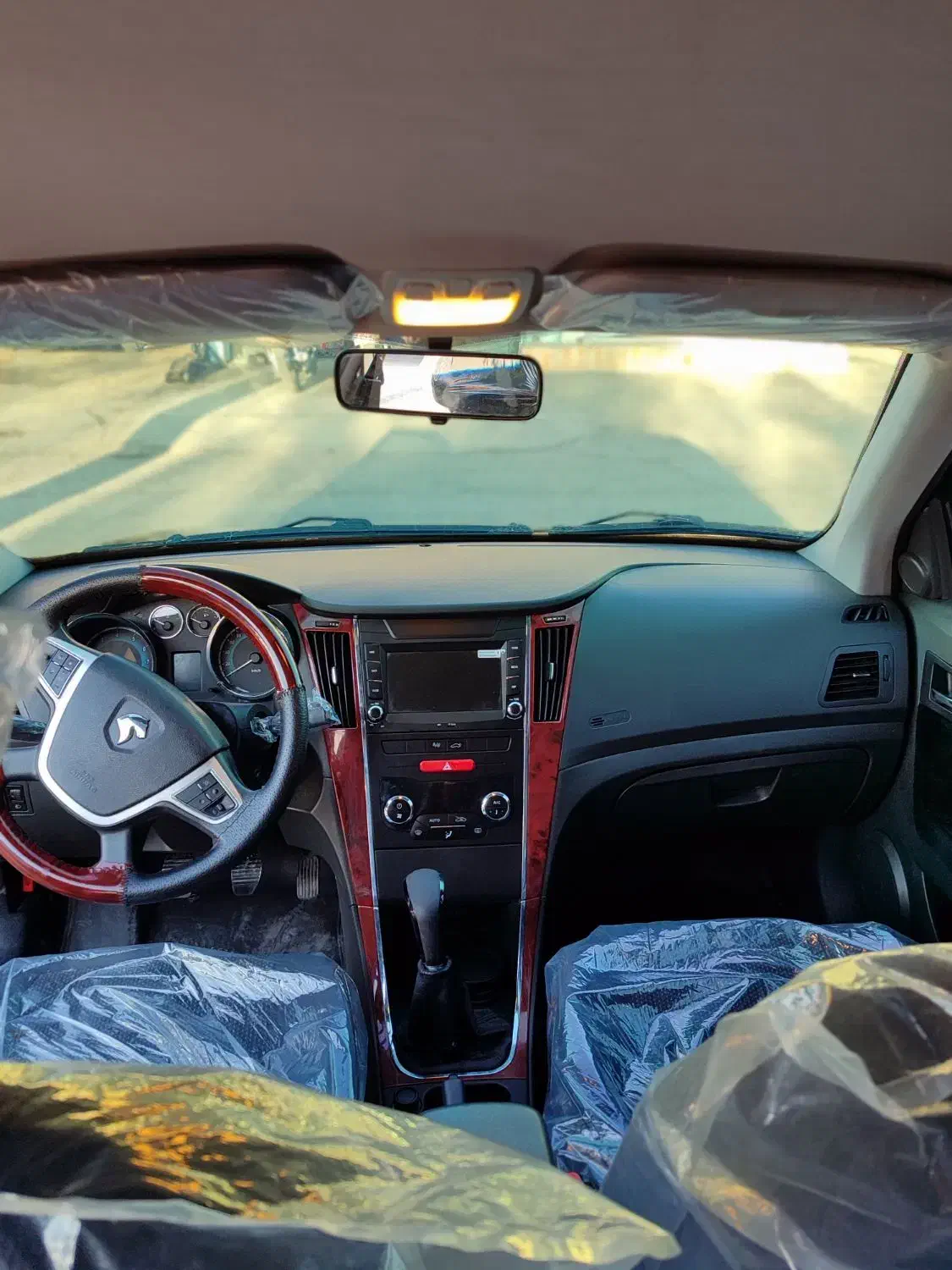 دنا پلاس ۵ دنده EF7 - 1402