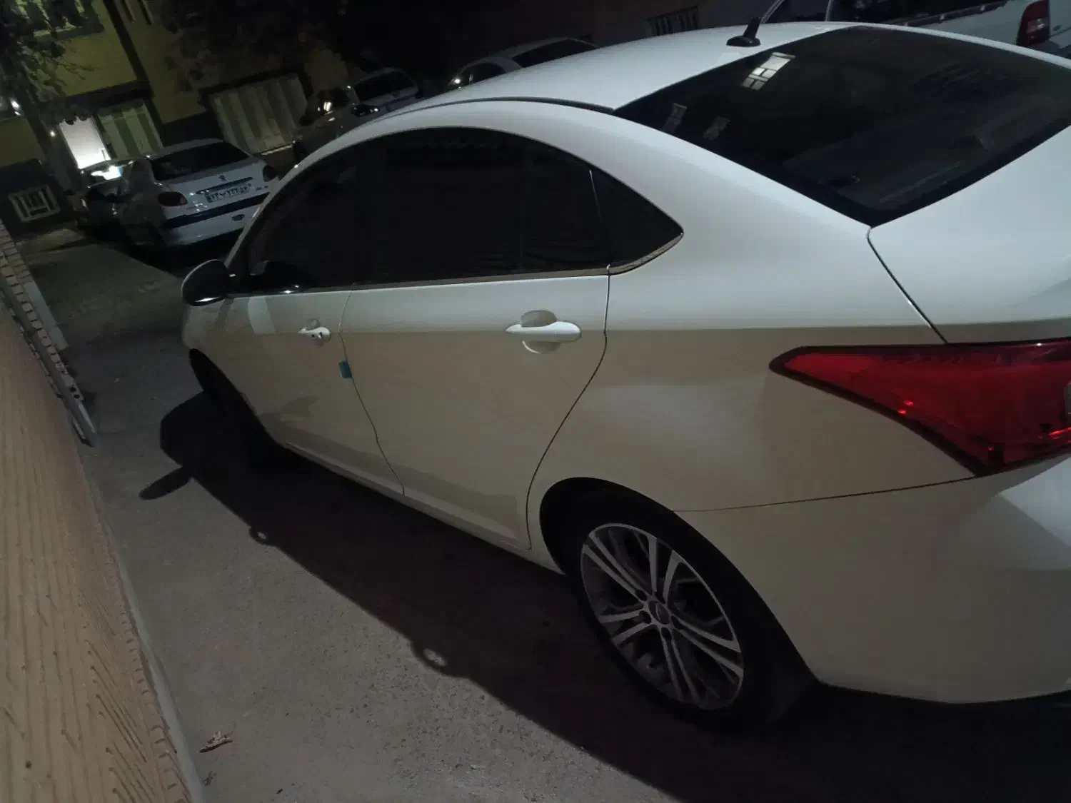 چری آریزو 5 اتوماتیک اکسلنت - 1396