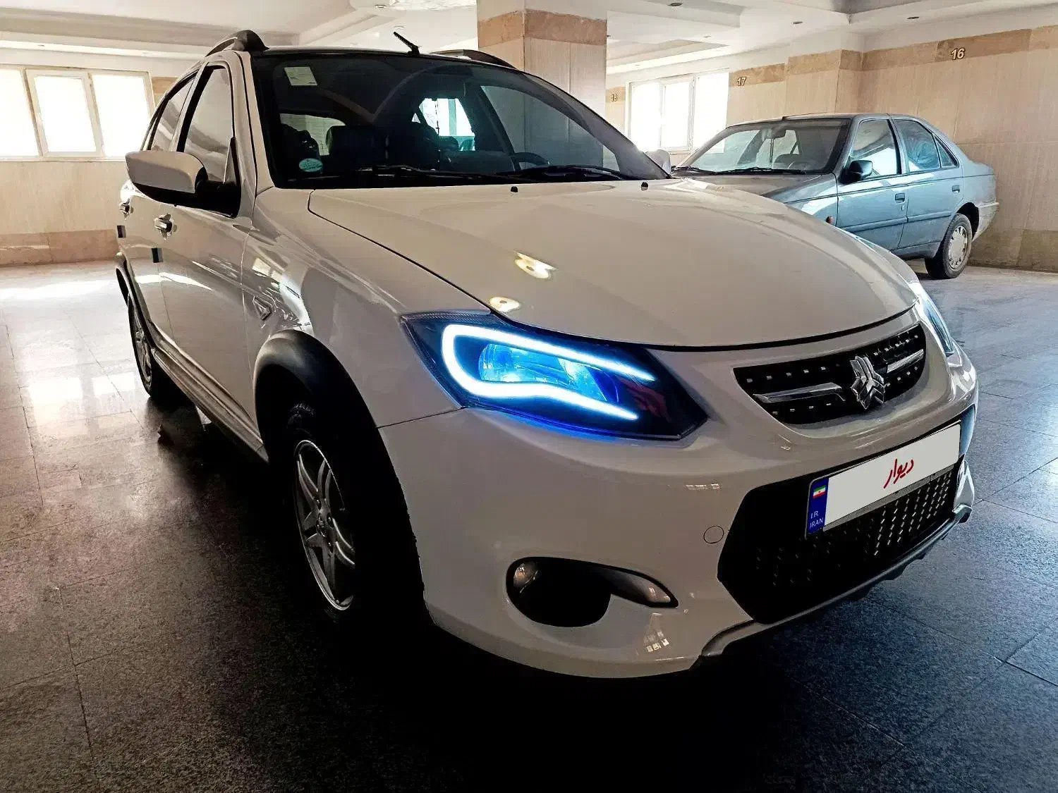 خودرو کوییک، R آگهی ann_20901197