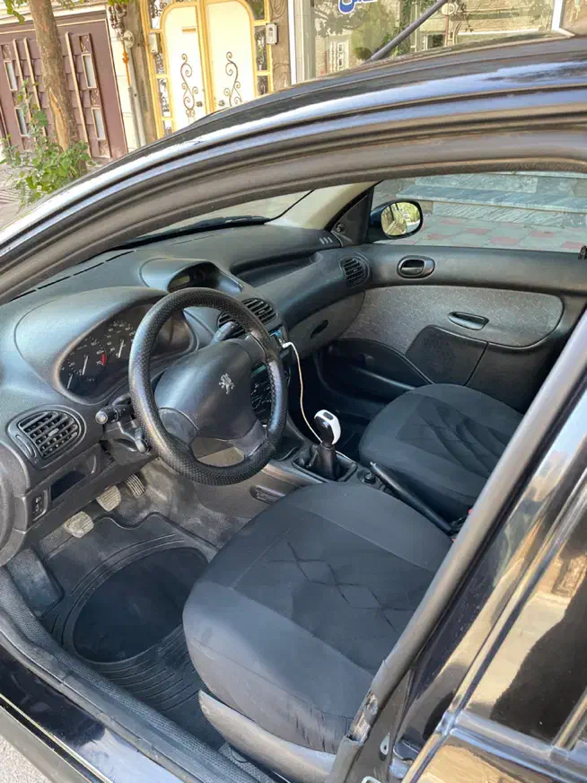 پژو ۲۰۶ صندوق دار v20 - 1388