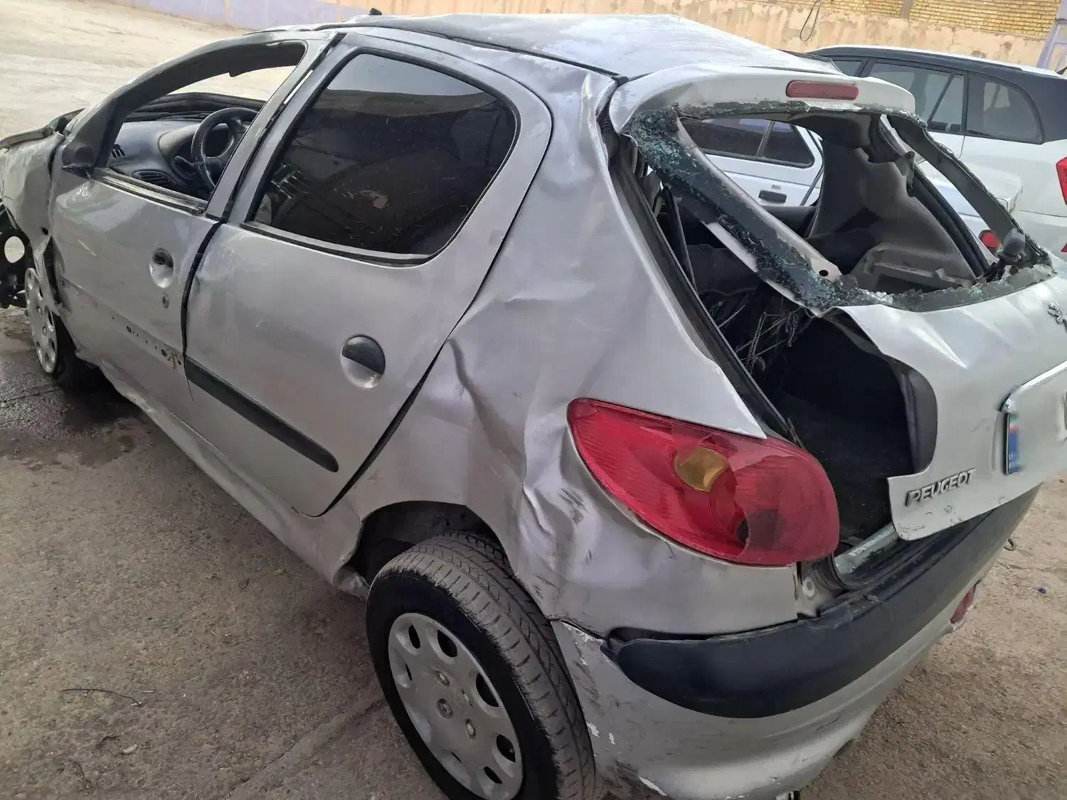 پژو 206 تیپ 3 - 1384