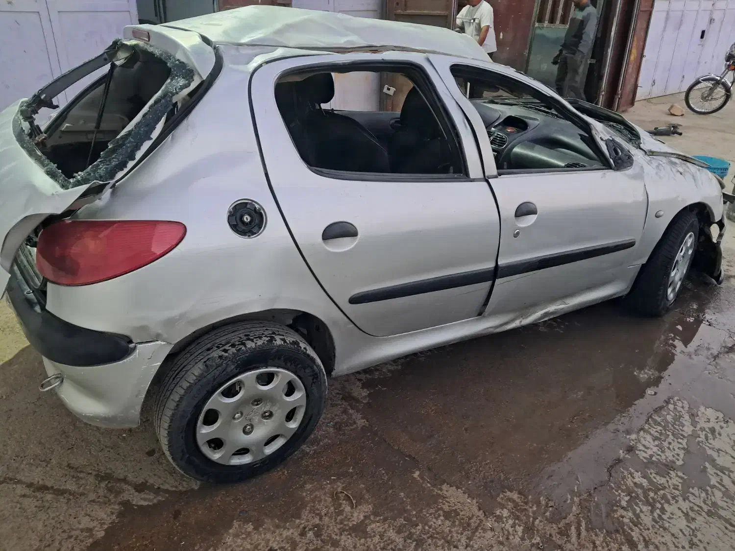 پژو 206 تیپ 3 - 1384