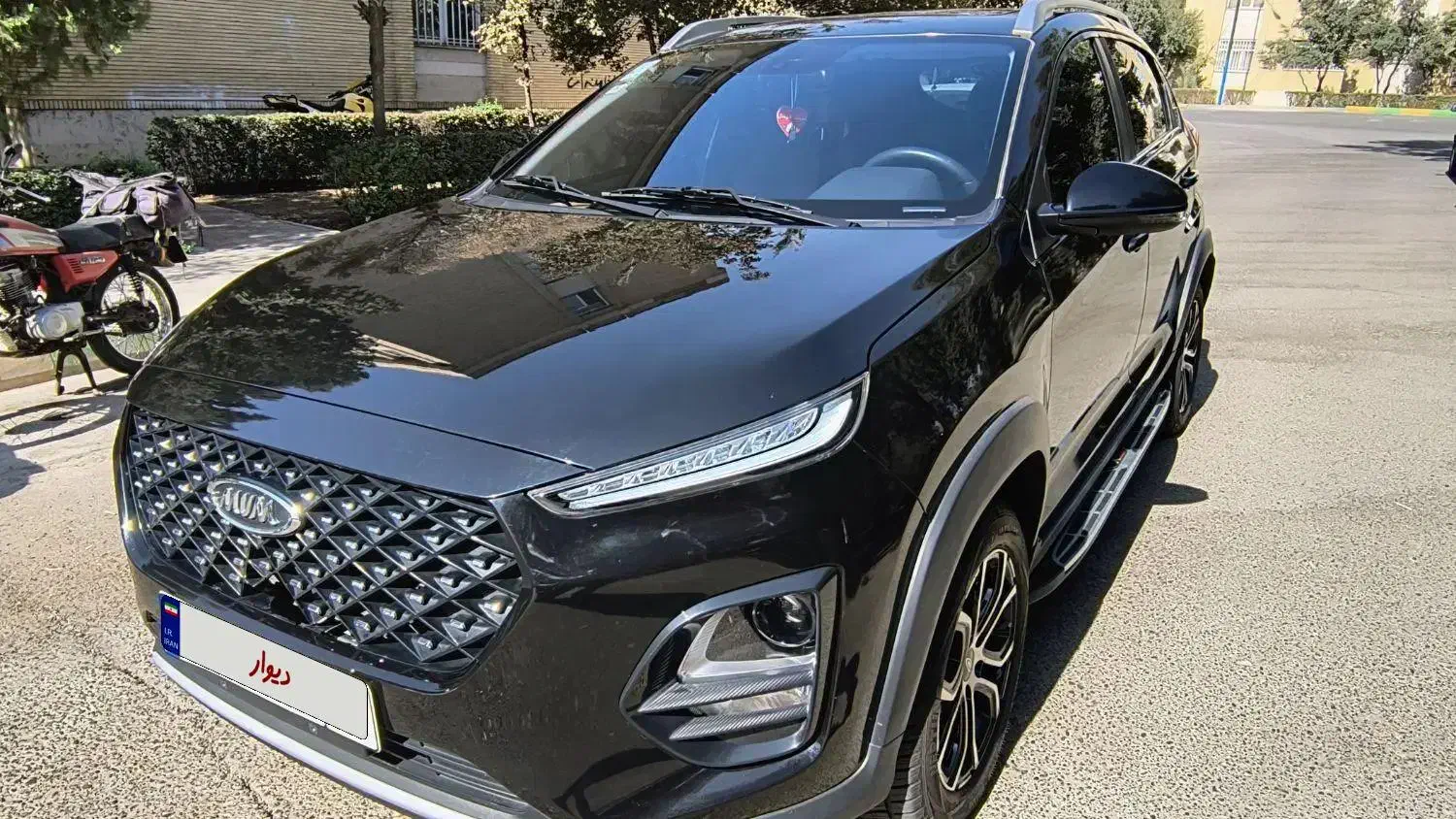 ام وی ام X22 پرو دنده‌ای - 1402