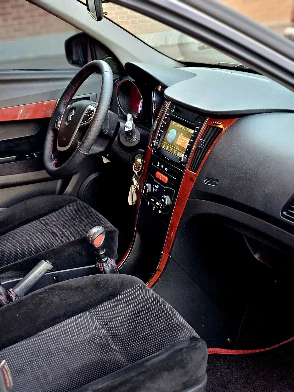 دنا پلاس توربو 6 دنده - 1402