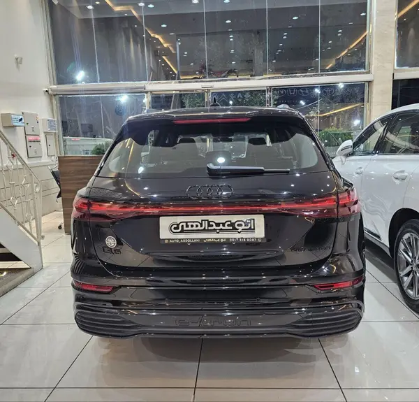آئودی الکتریکی Q5 ۴۰ - 2024