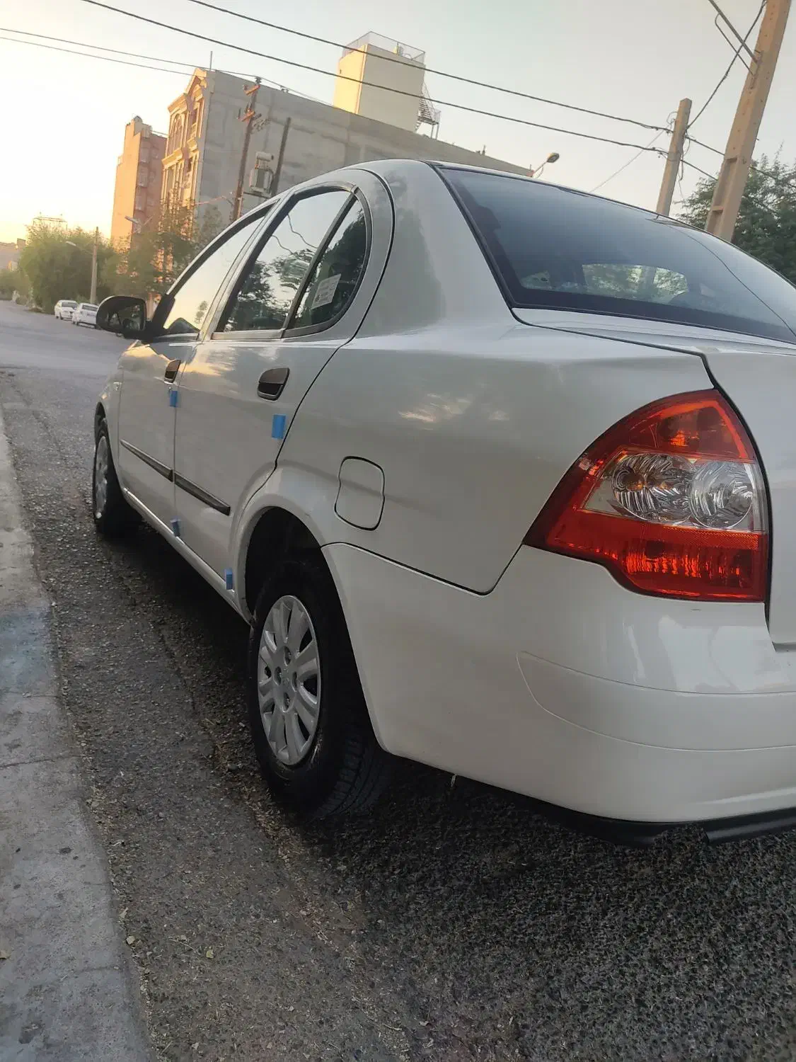 تیبا صندوق دار SX - 1400