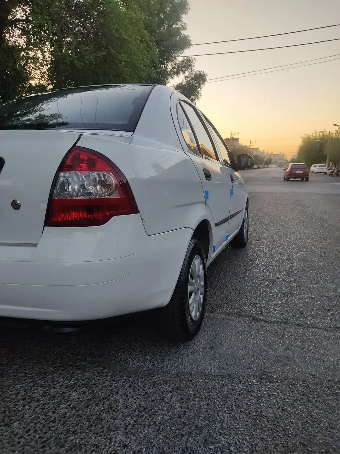 تیبا صندوق دار SX - 1400