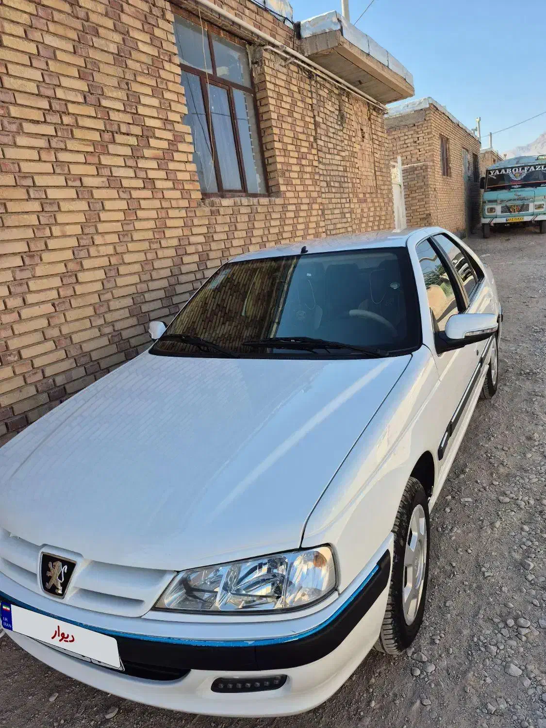 پژو پارس XU7P - 1403