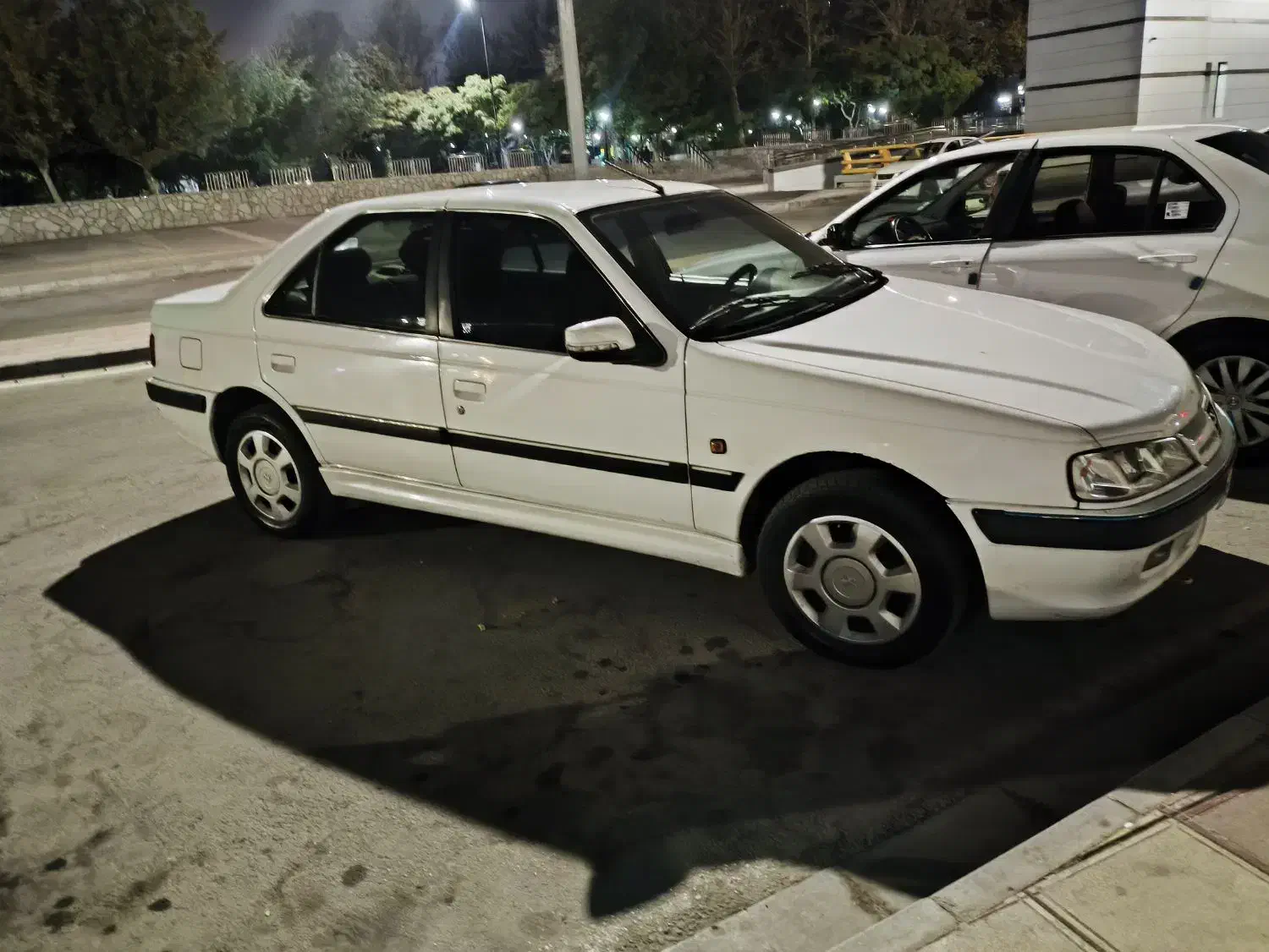 پژو پارس سال - 1395