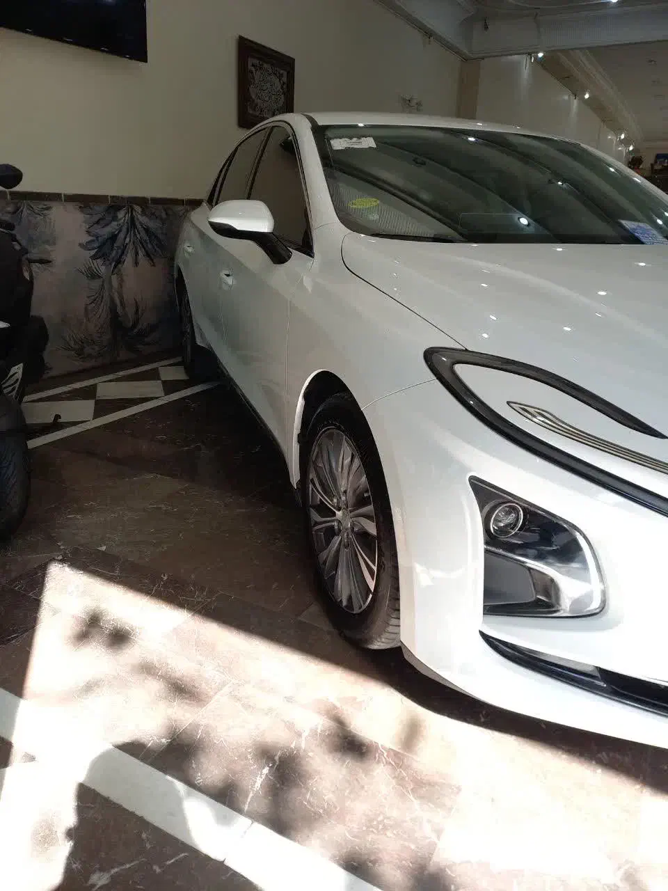 هونگچی E QM5 140 کیلووات - 2024