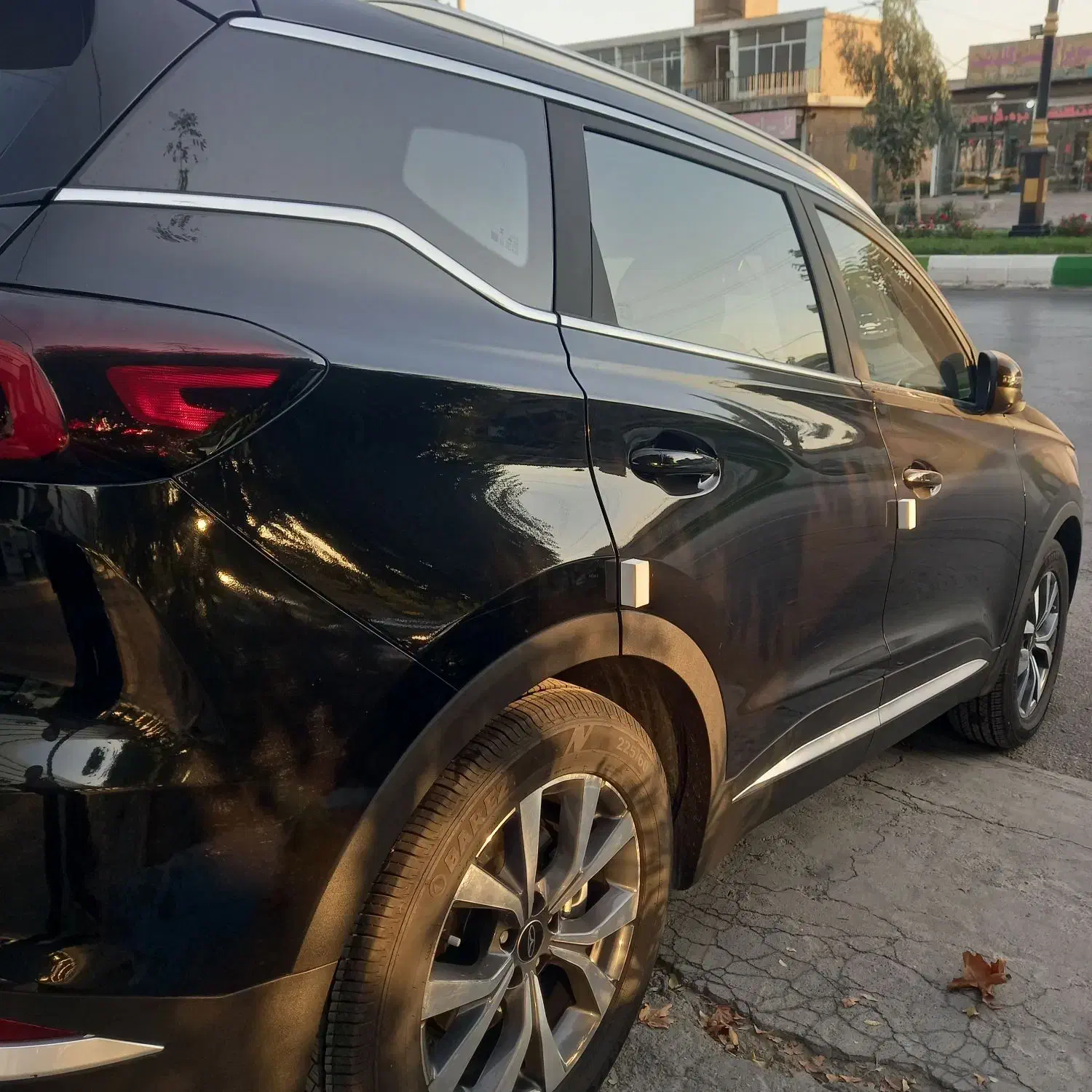 فونیکس تیگو 7 پرو پریمیوم - 1403