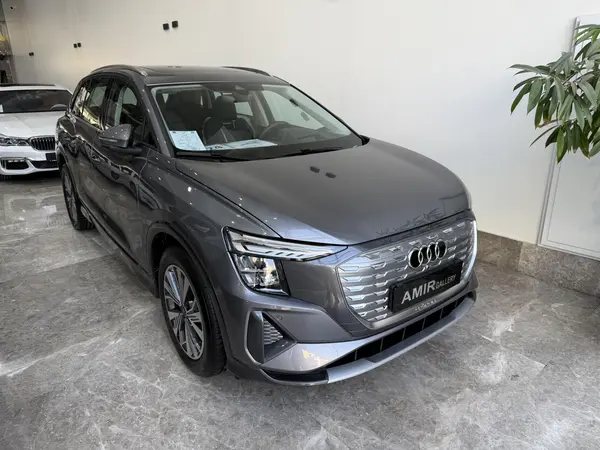 آئودی الکتریکی Q5 ۴۰ - 2024