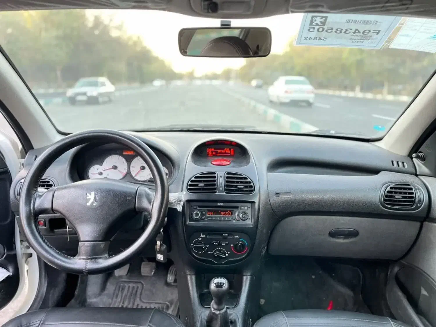 پژو 206 تیپ 2 - 1396