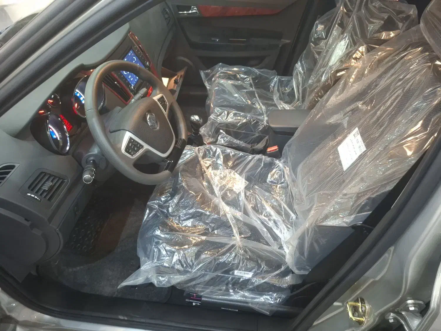 دنا پلاس ۶ دنده EF7p - 1404