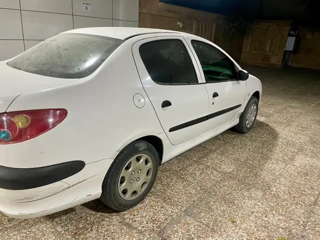 پژو ۲۰۶ صندوق دار v8 - 1390