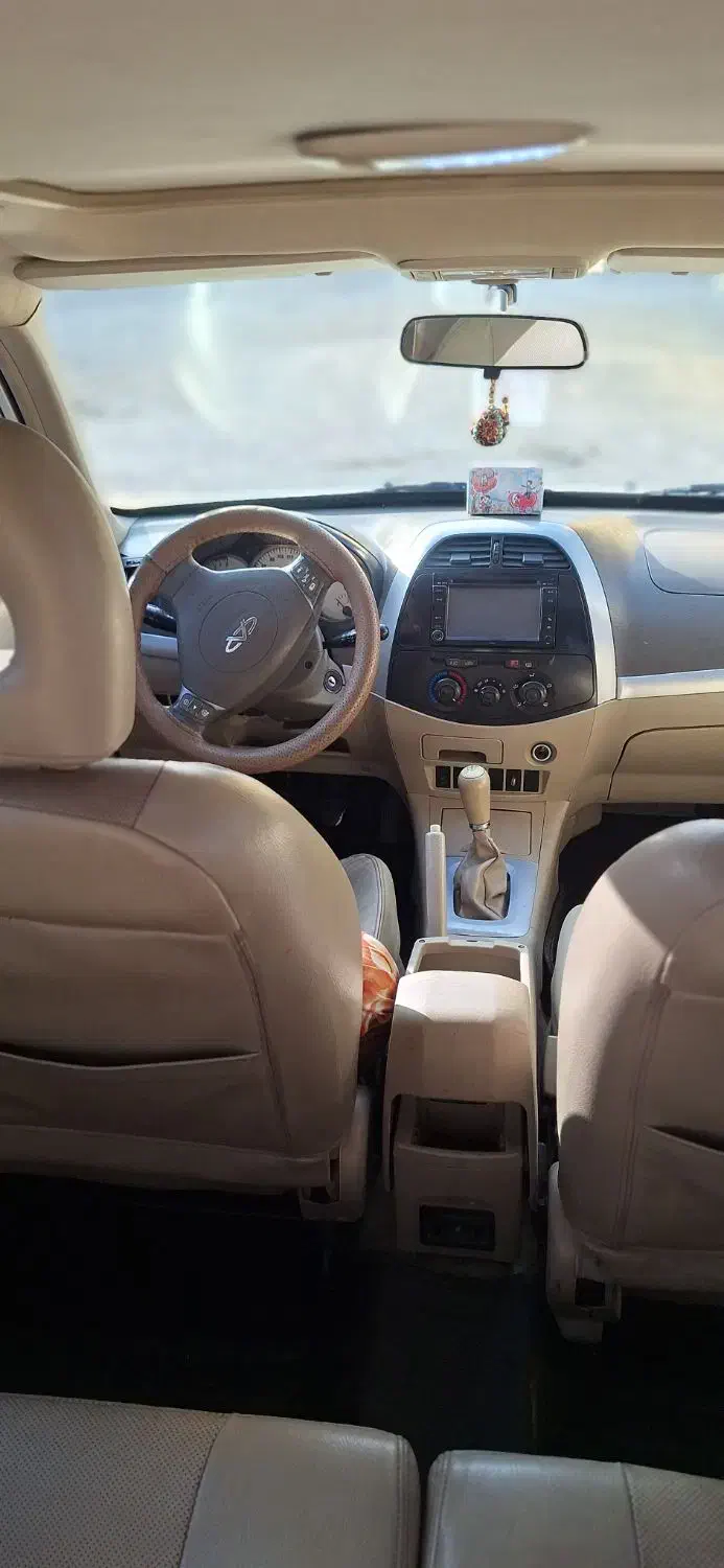 ام وی ام X33 دنده‌ای ساده - 1391