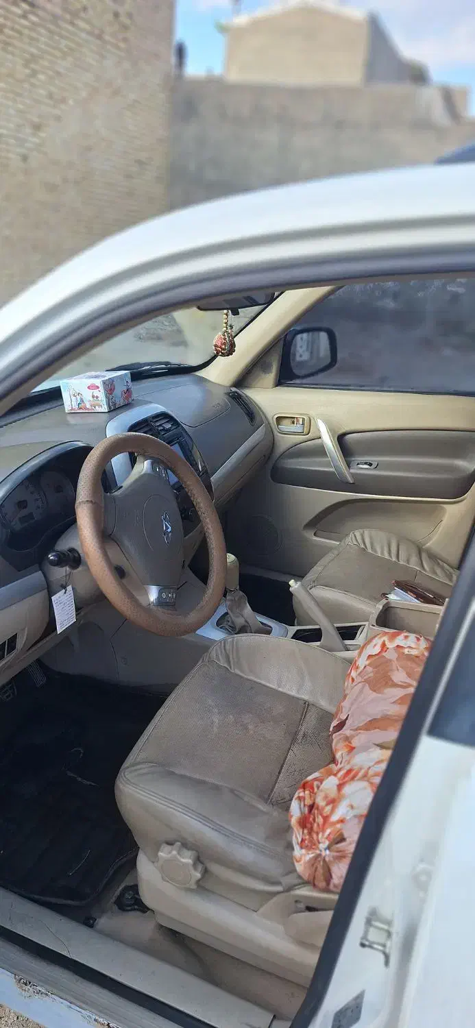 ام وی ام X33 دنده‌ای ساده - 1391