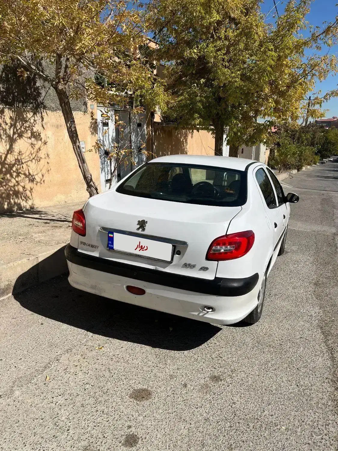 پژو ۲۰۶ صندوق دار v20 - 1391