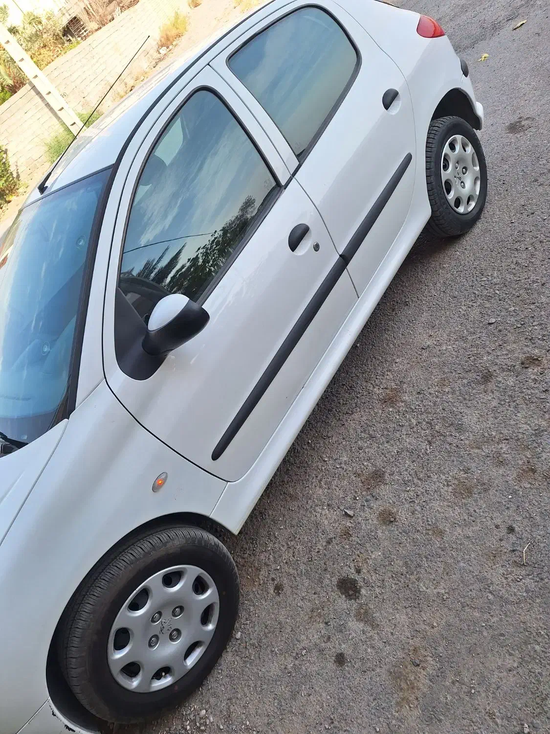 پژو 206 تیپ 5 - 1396