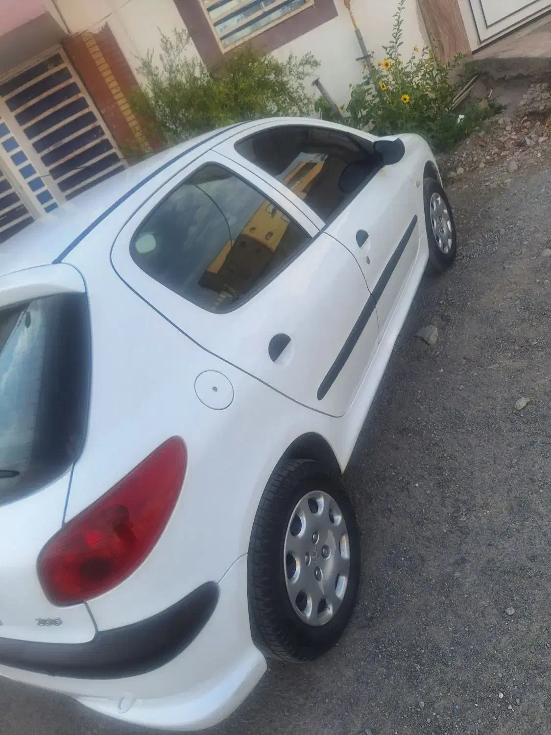 پژو 206 تیپ 5 - 1396