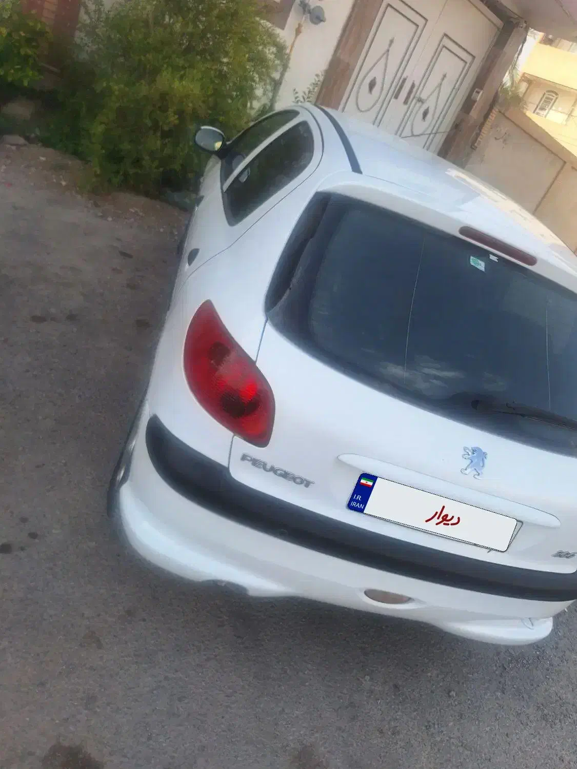 پژو 206 تیپ 5 - 1396