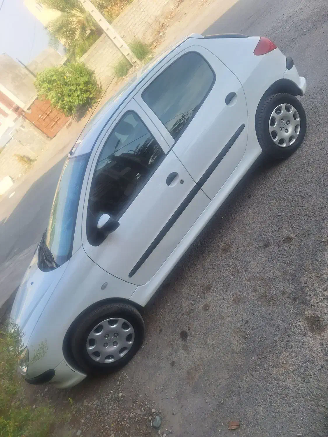 پژو 206 تیپ 5 - 1396