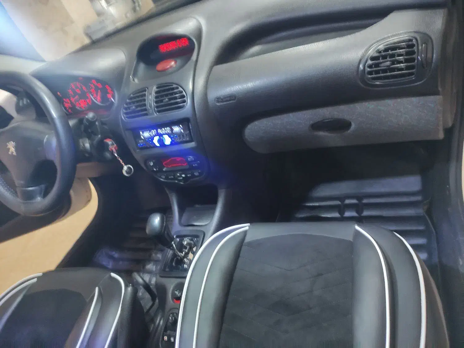 پژو ۲۰۶ صندوق دار v9 - 1388