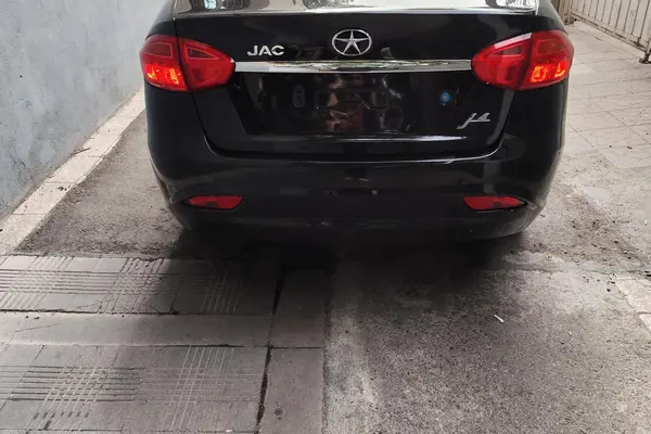 جک J4 اتوماتیک آپشنال - 1404