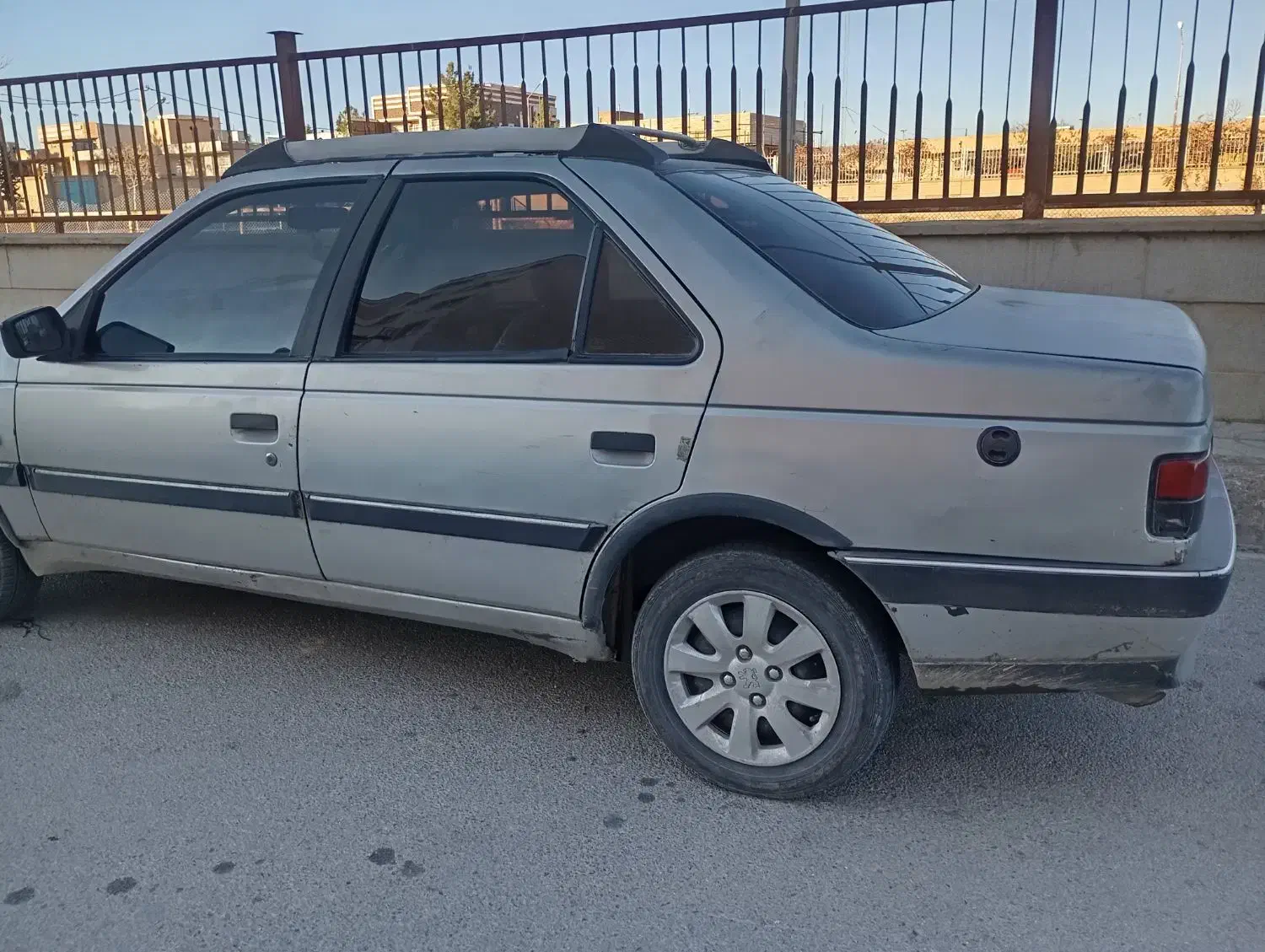 پژو 405 GLX - دوگانه سوز - 1389