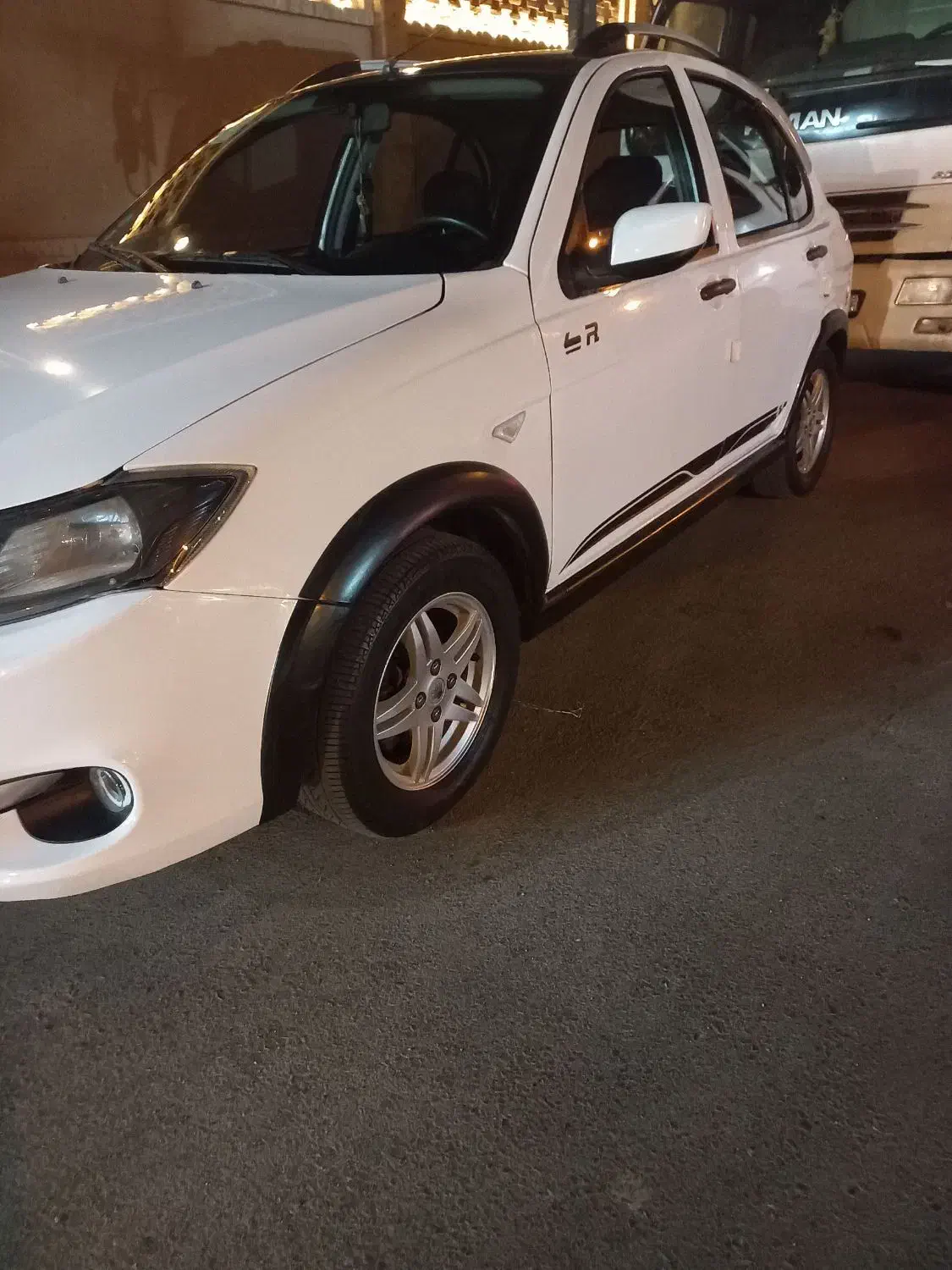 خودرو کوییک، R آگهی ann_20902136