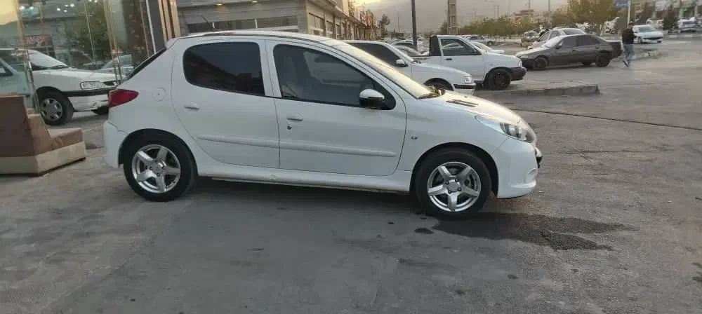 پژو 207 پانوراما دنده‌ای - 1402