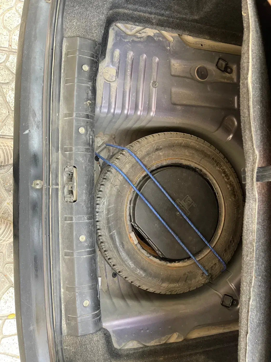 پژو ۲۰۶ صندوق دار v8 - 1395