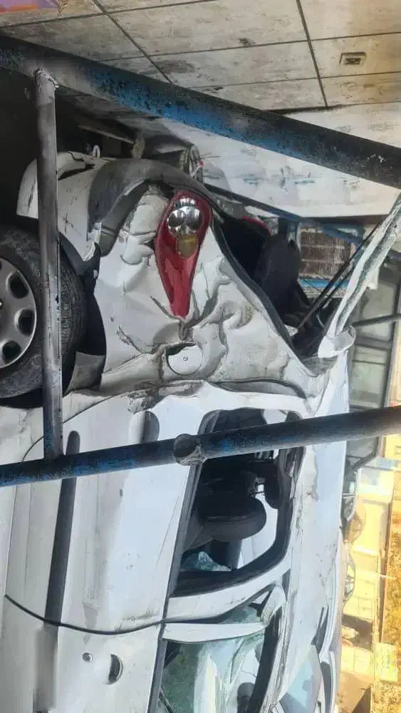 پژو 206 تیپ 5 - 1396