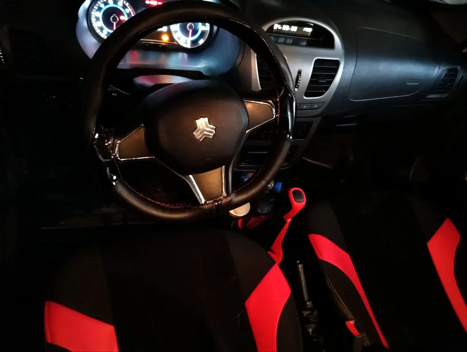 ساینا S دنده‌ای دوگانه سوز - 1402