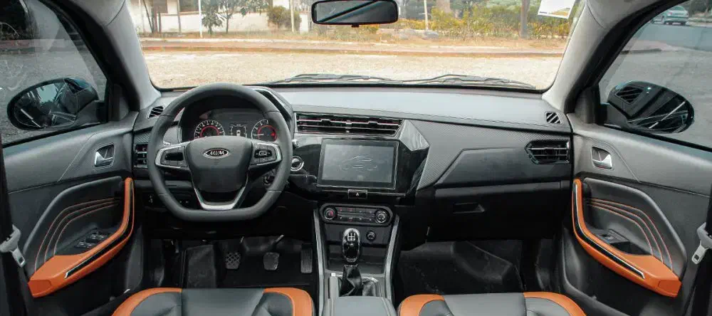 ام وی ام X22 پرو دنده‌ای - 1402