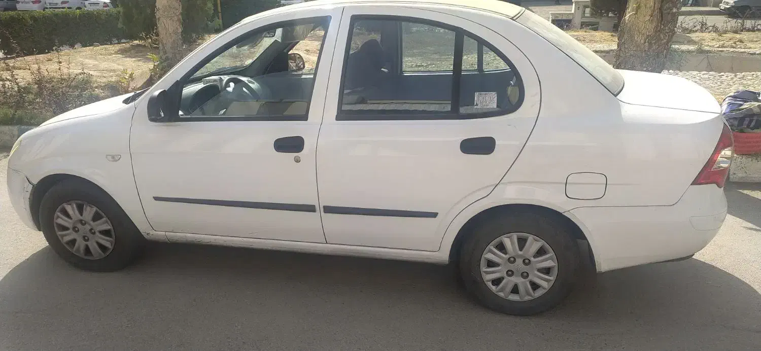 تیبا صندوق دار SX - 1400