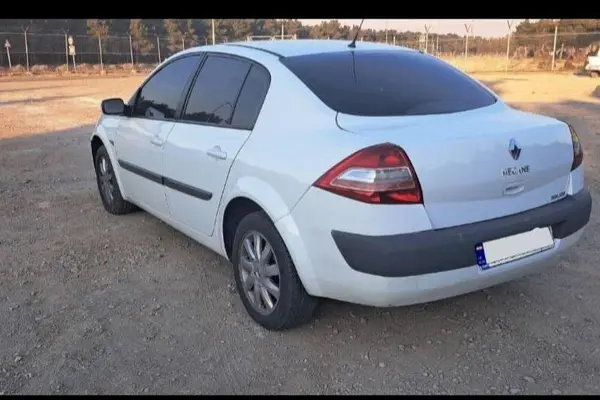 رنو مگان پارس خودرو 2000 - 1391