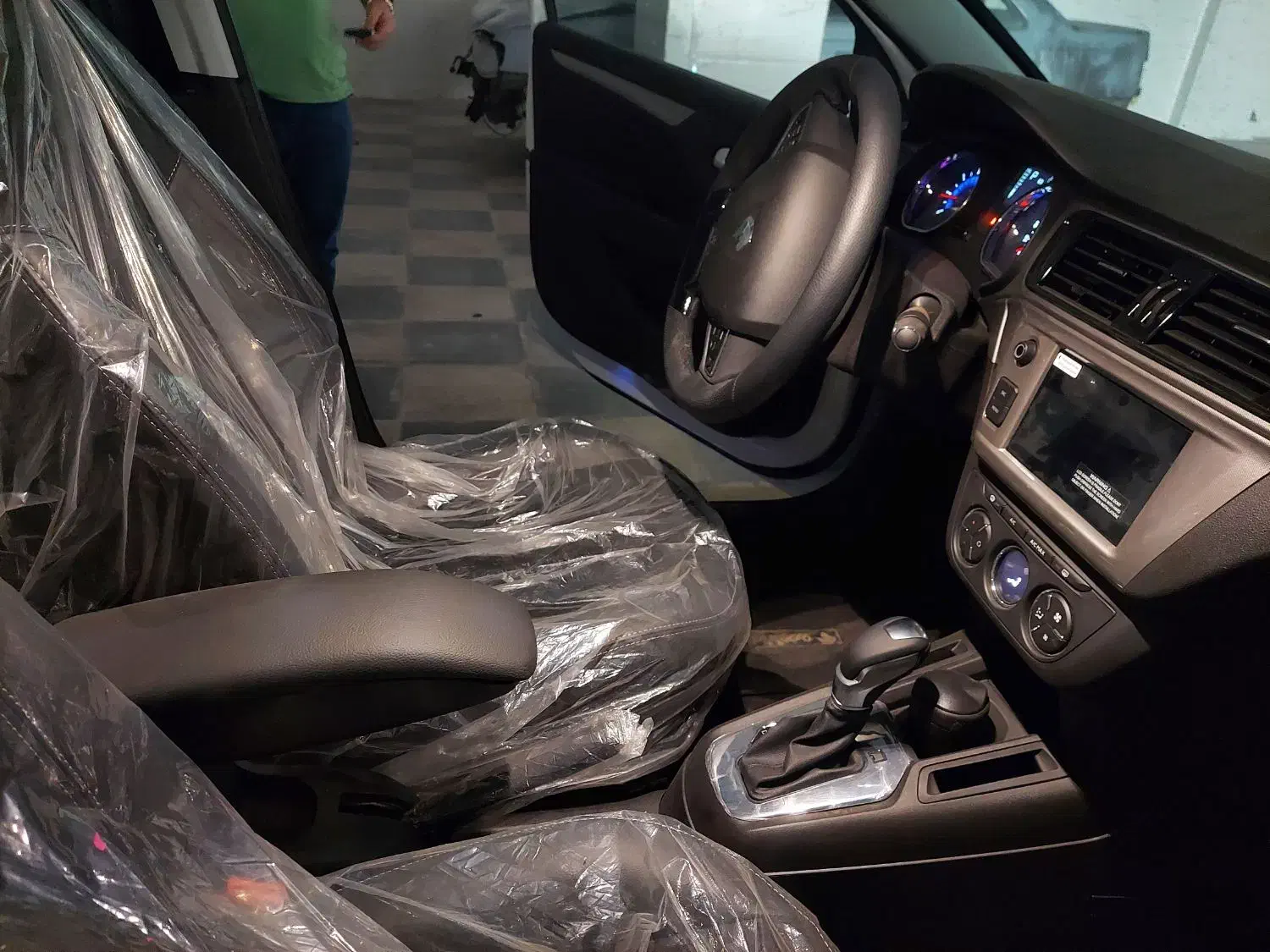 تارا اتوماتیک V4 LX - 1403