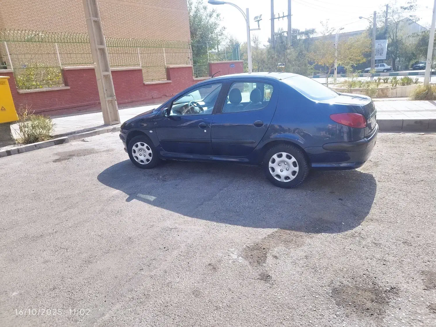 پژو ۲۰۶ صندوق دار v20 - 1386