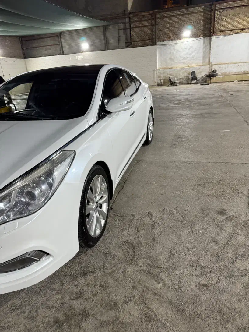 هیوندای آزرا (گرنجور) 3000cc - 2013