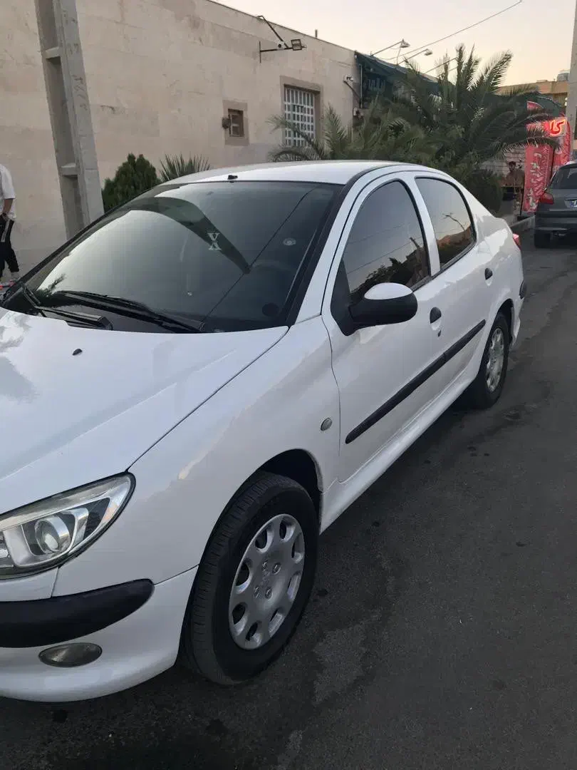 پژو ۲۰۶ صندوق دار v8 - 1390