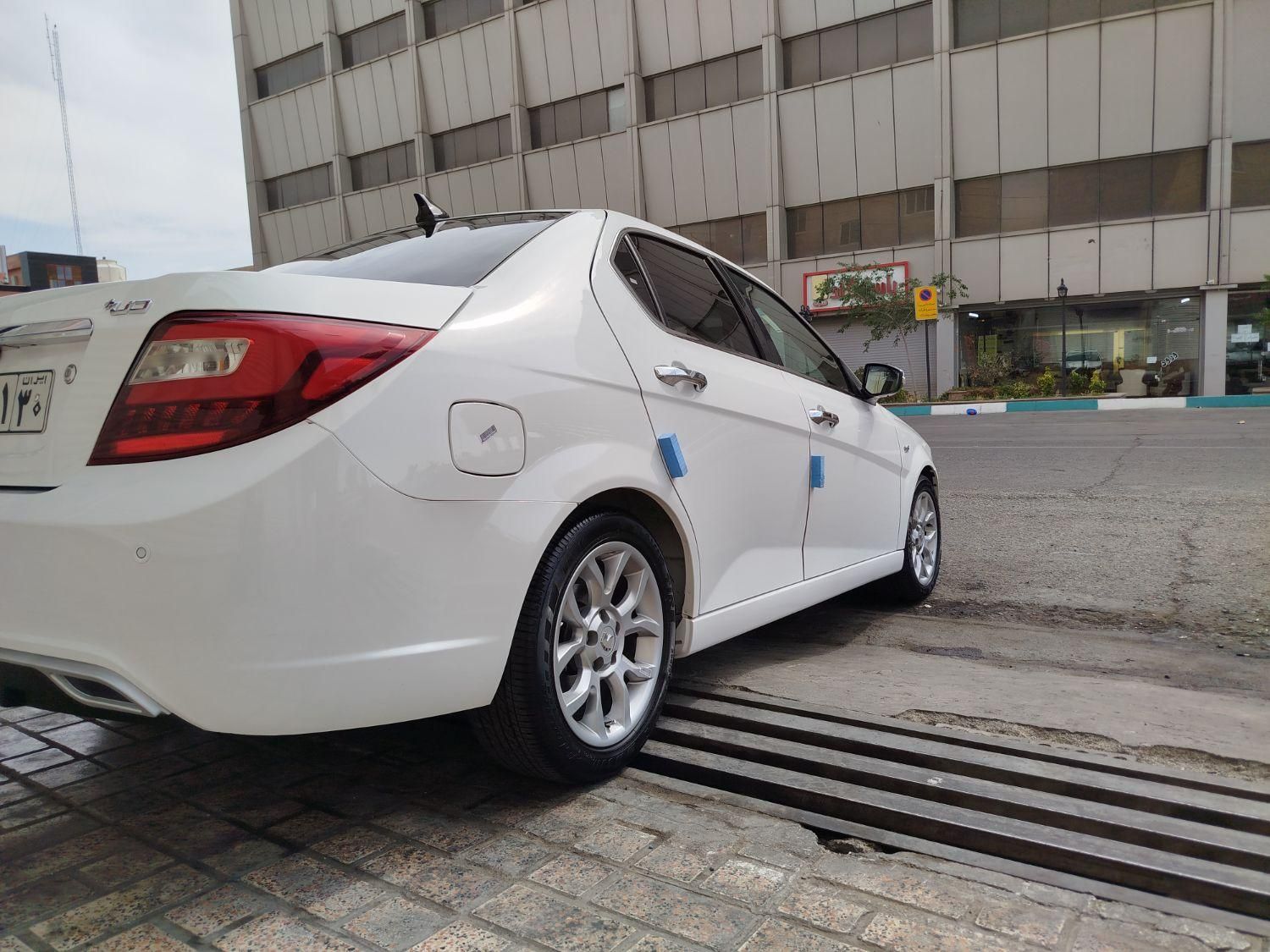 دنا پلاس توربو اتوماتیک - 1402