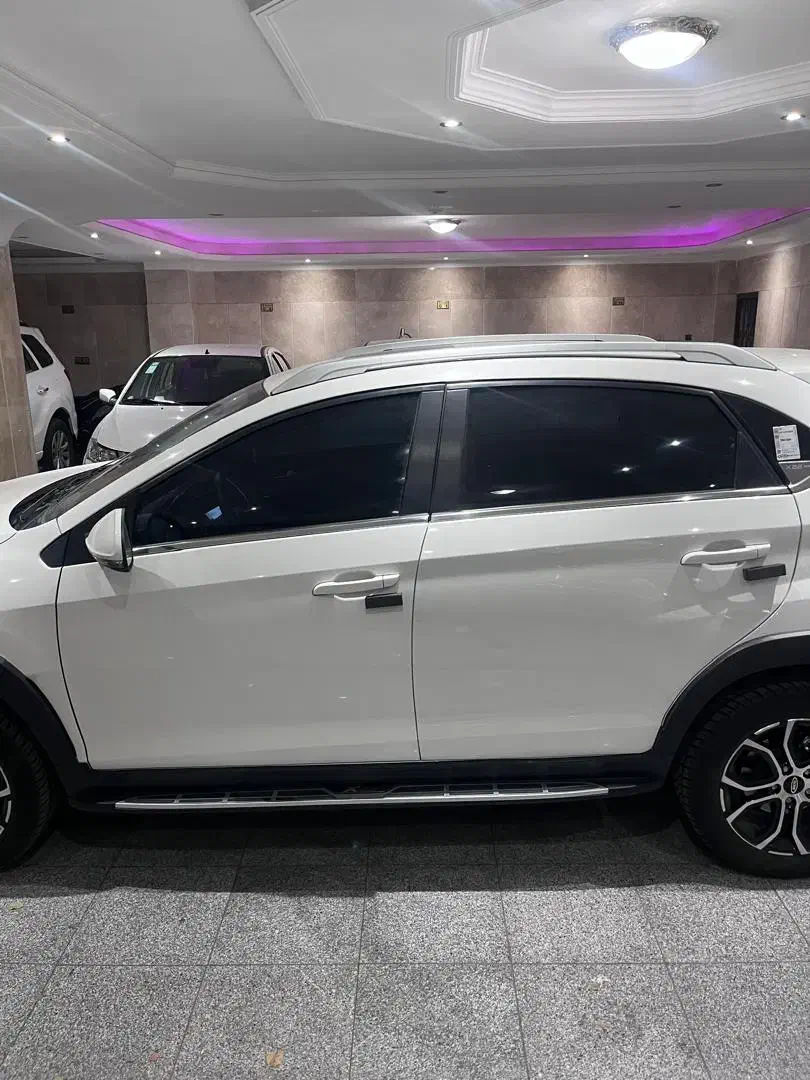 ام وی ام X22 پرو دنده‌ای - 1402