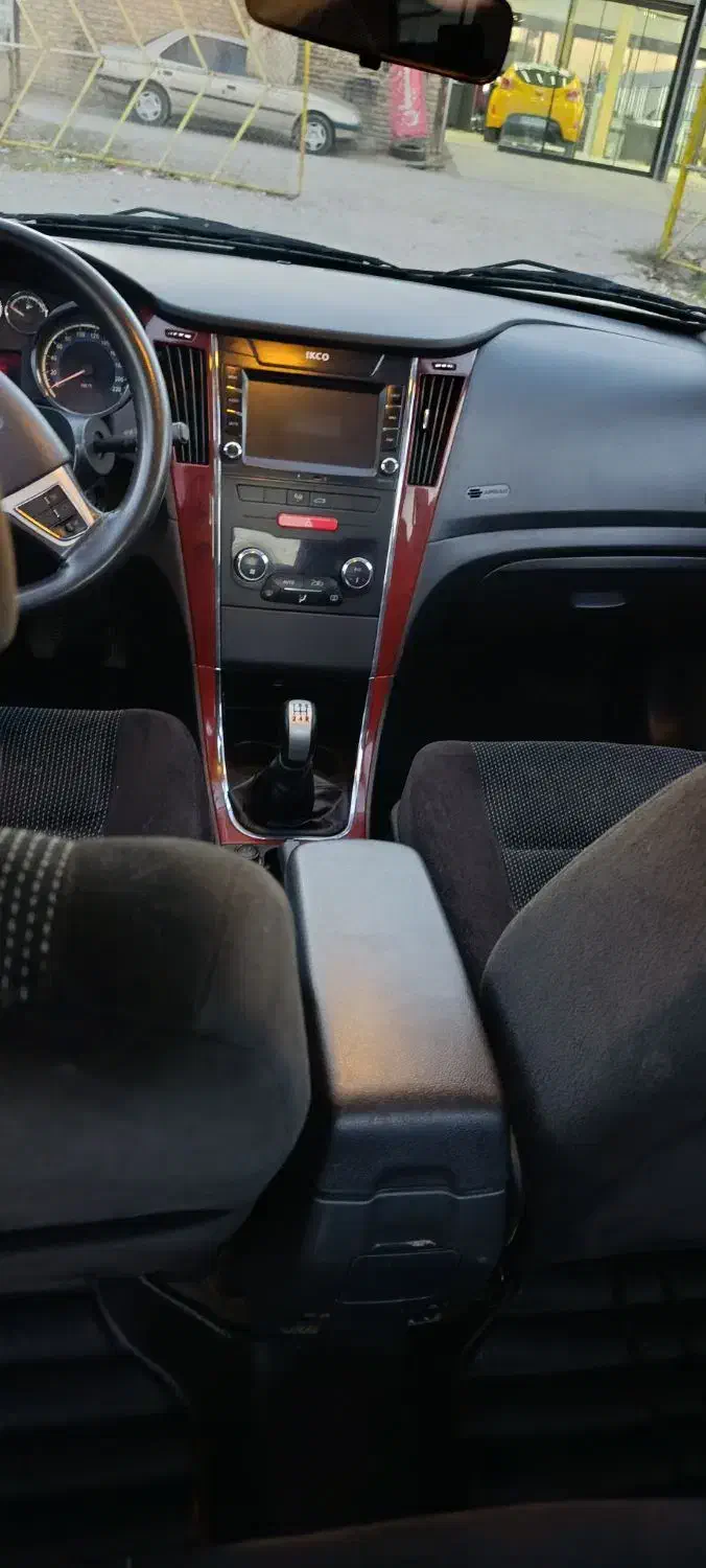 دنا پلاس ۵ دنده EF7 - 1400